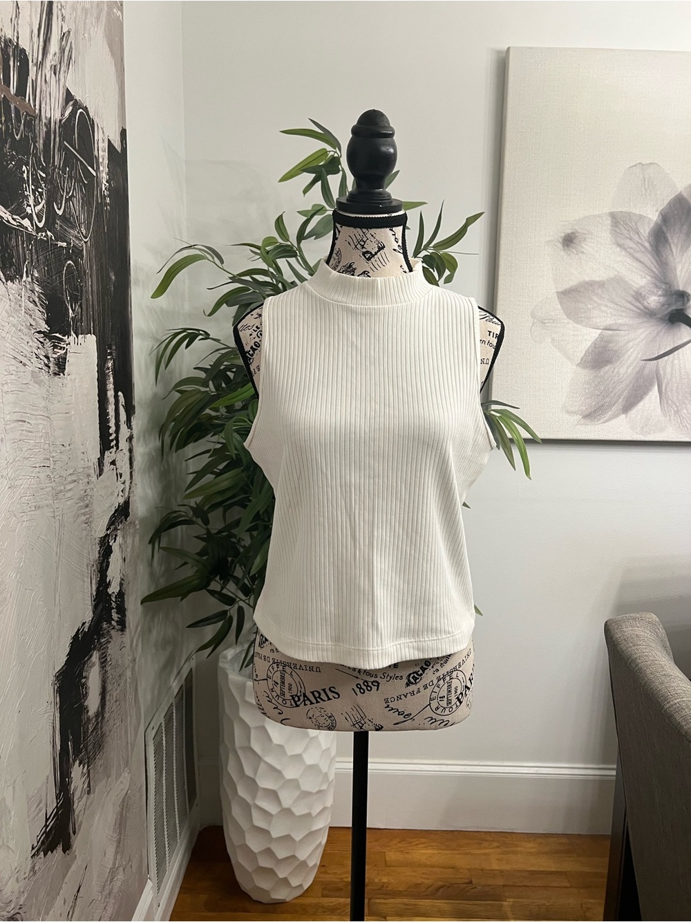 Sleeveless Ribbed Mock Neck Tank Tops- White & Black